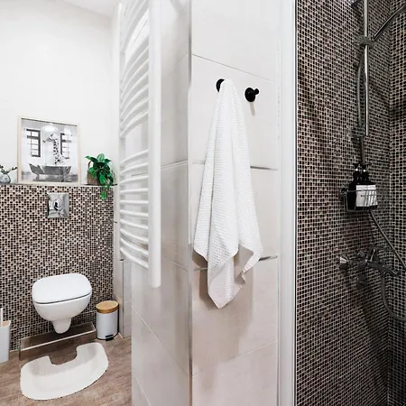 Daire Soul House With Balcony Old Town Renovated