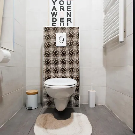 Soul House With Balcony Old Town Renovated Daire *