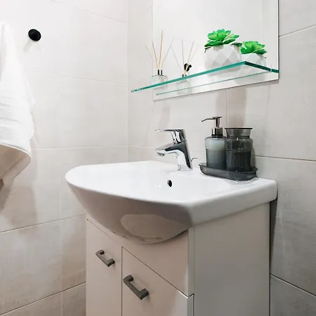 Soul House 110m2 With Balcony & Foosball Old Town * Белград